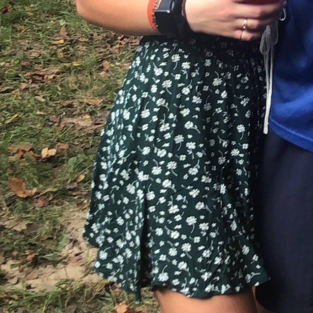 Green floral mini skirt